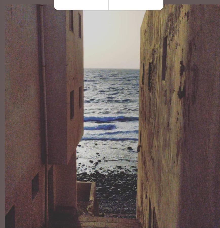 וסינדריו Apartment With Terrace מראה חיצוני תמונה